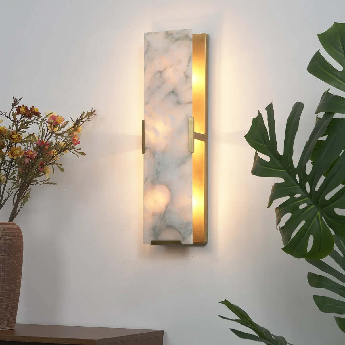 Alabaster Rectangular Wall Lamp