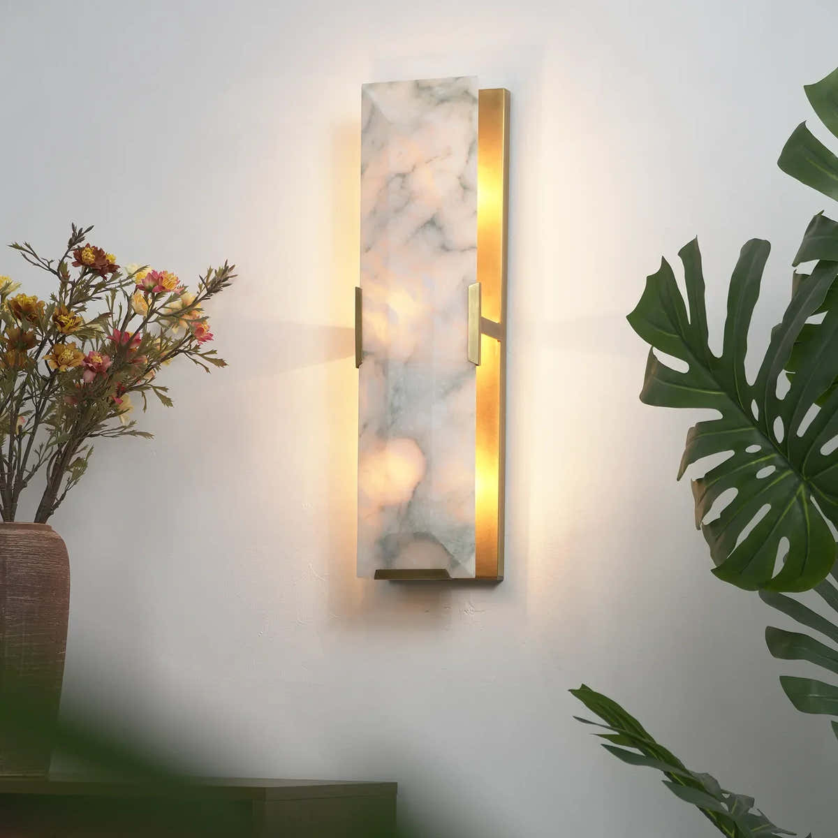Alabaster Rectangular Wall Lamp