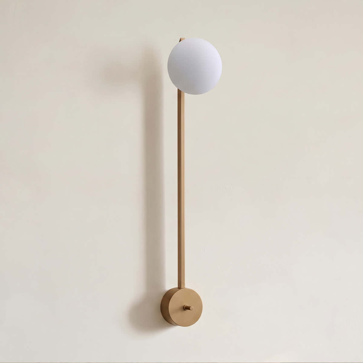 Costella Grand Sconce