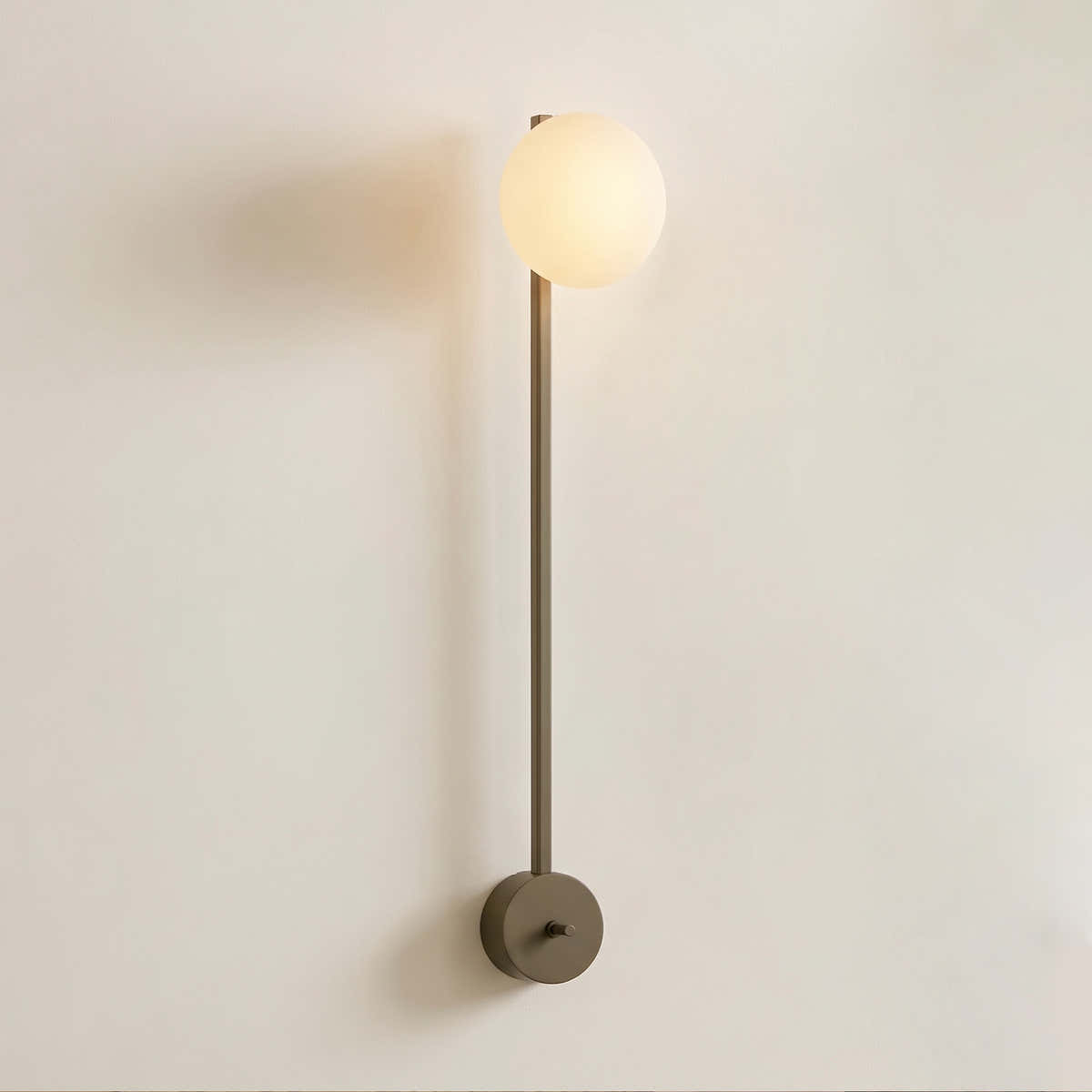 Costella Grand Sconce