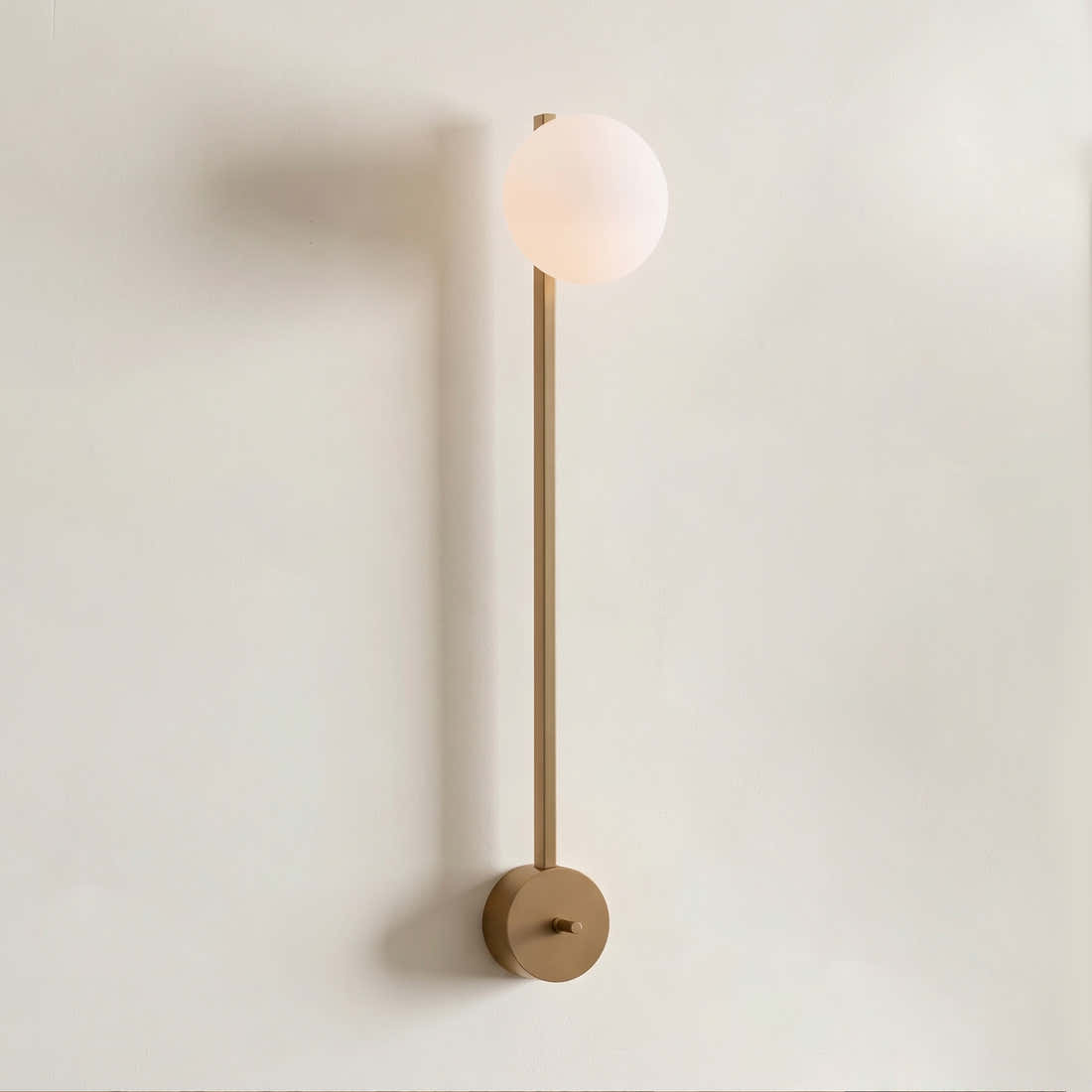 Costella Grand Sconce