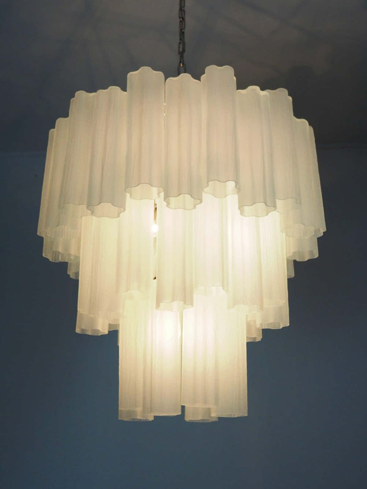 Murano Chandelier – 48 tubes – matte white