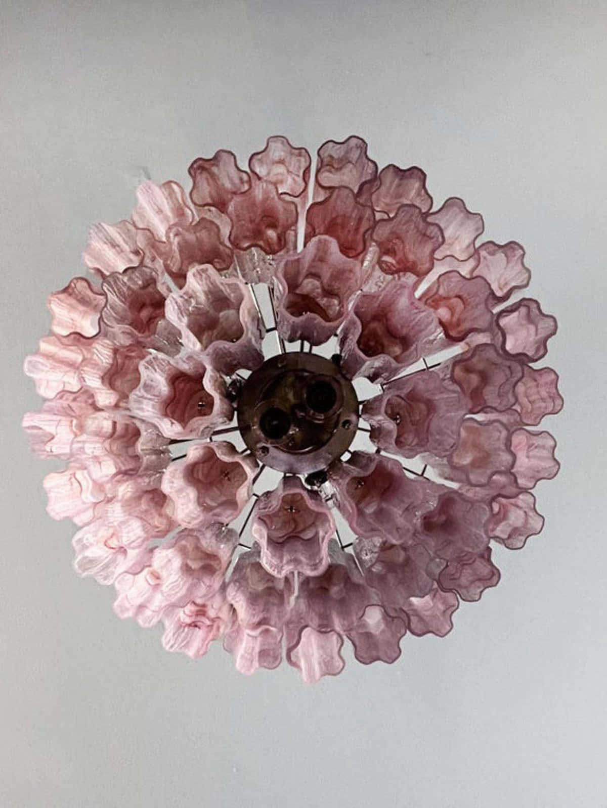 Murano Chandelier – 48 tubes – Alabaster Pink