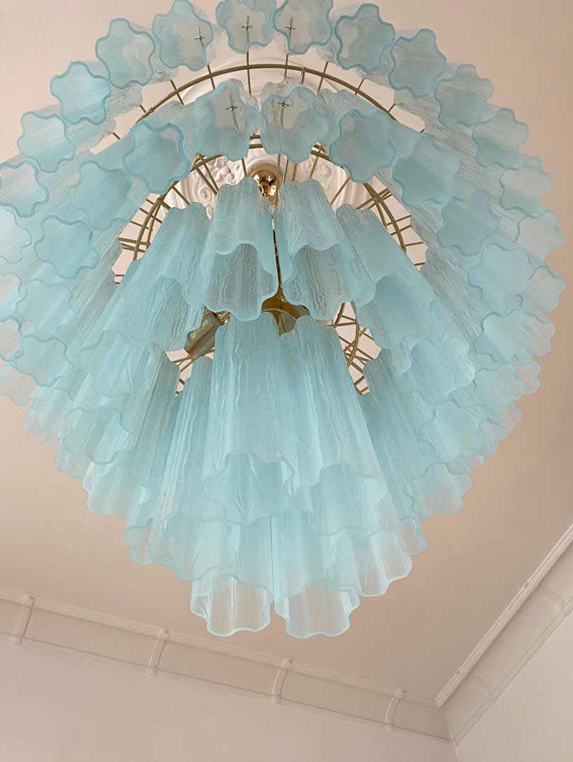 Murano Chandelier 33.5" – 78 tubes – Opal