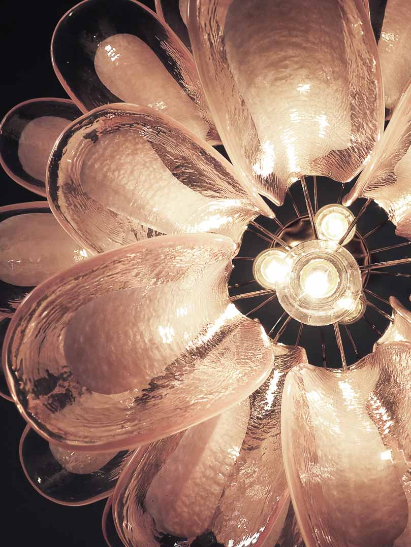 Murano Chandelier – 26 petals – Pink