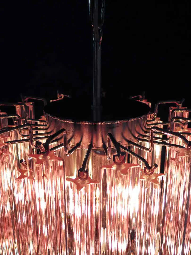 Murano Chandelier – Quadriedri – 46 prisms – Pink