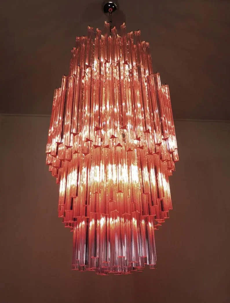Murano Chandelier – Triedri – Pink – 242 prisms