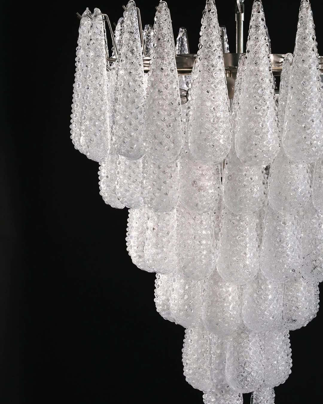 Murano Chandelier – Drop – 75 glasses – Transparent