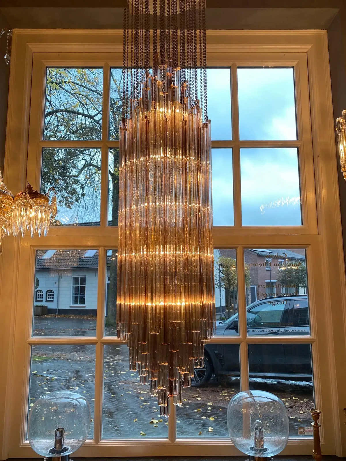 Rare large Venini Murano chandelier Trilobo