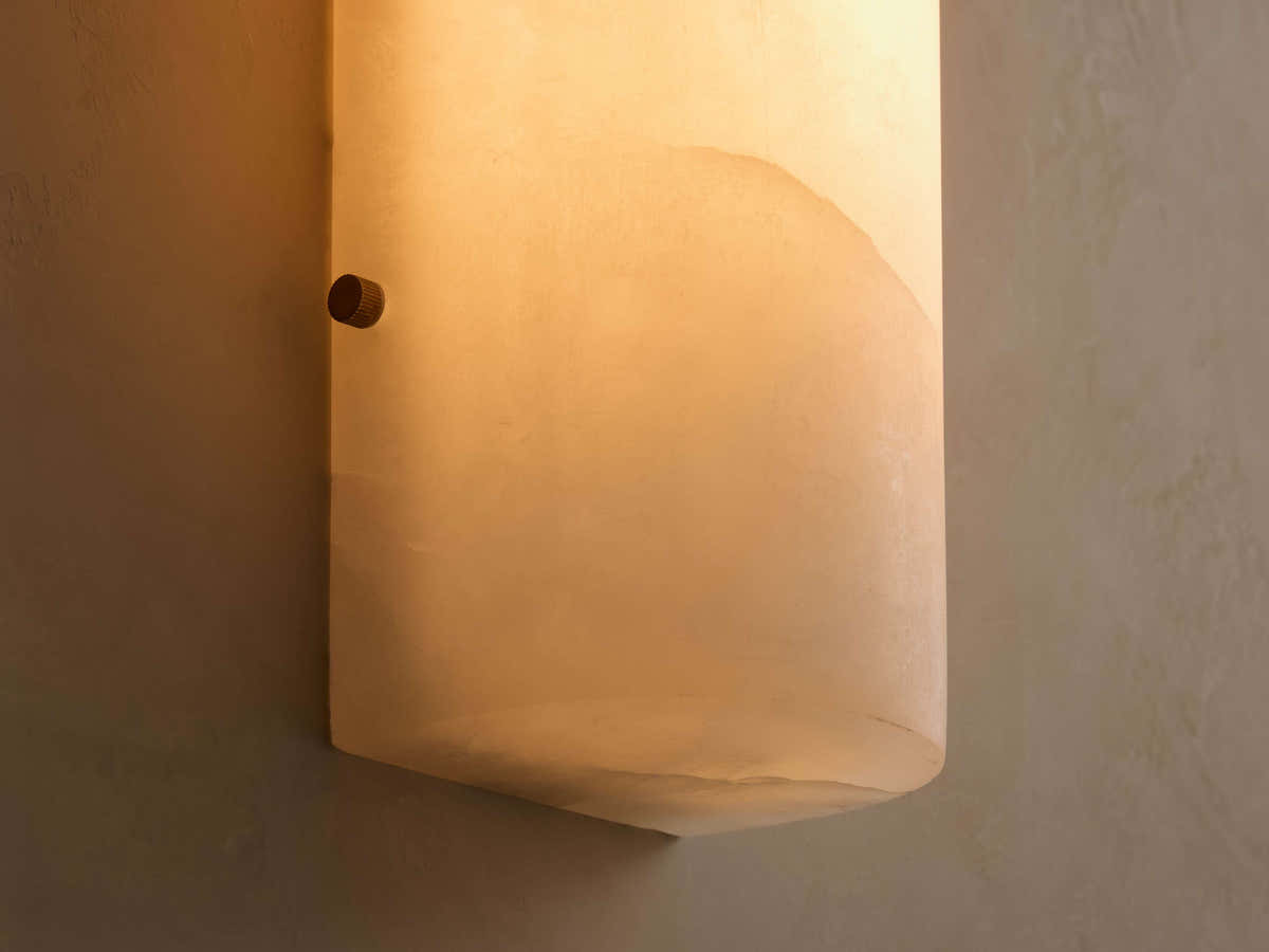 Chayla Alabaster Stone Sconce 12'' 18''H