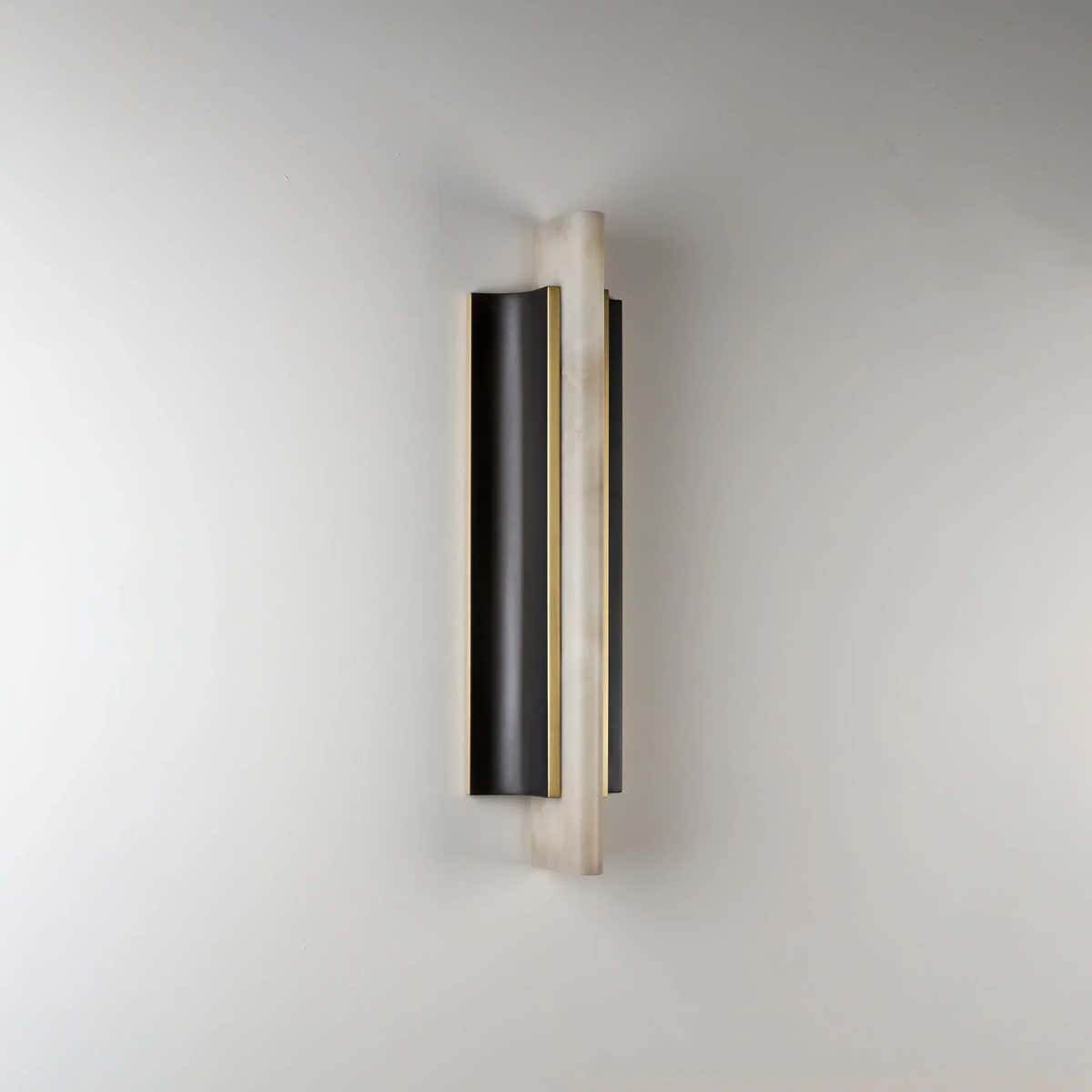 Timide Alabaster Sconce