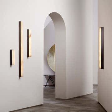Artes Wall Alabaster Bathroom Light