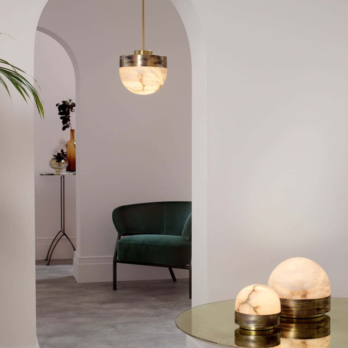 Lucid Alabaster Pendant Light