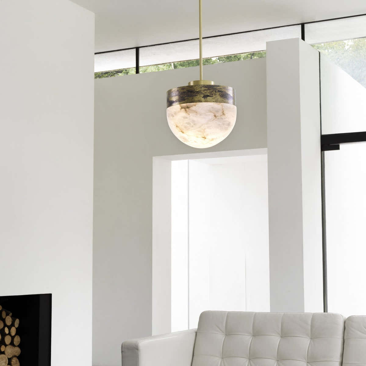 Lucid Alabaster Pendant Light
