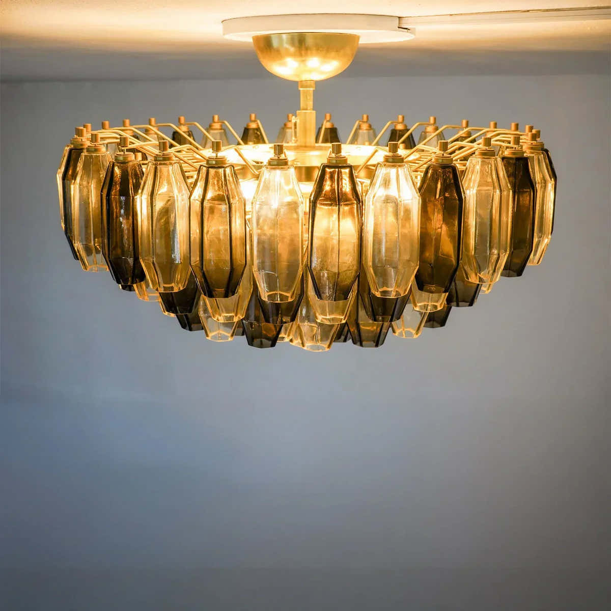 Prismatico 91 Elements Amber And Taupe Compact Ceiling lampGlass Chandelier 25"