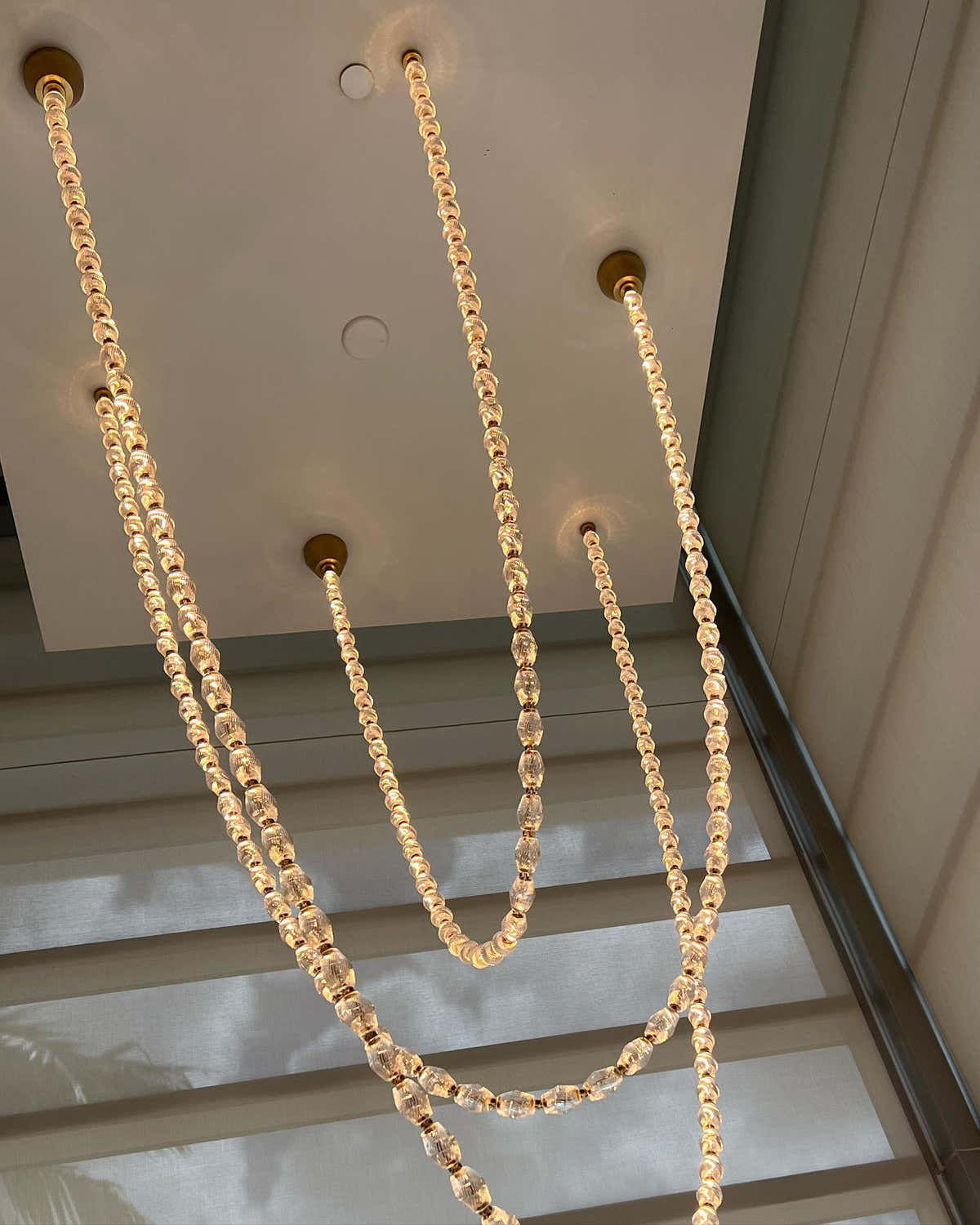 Creative Glass Pearl Necklace Pendnat Chandelier for Living/Dining Room/Staircase