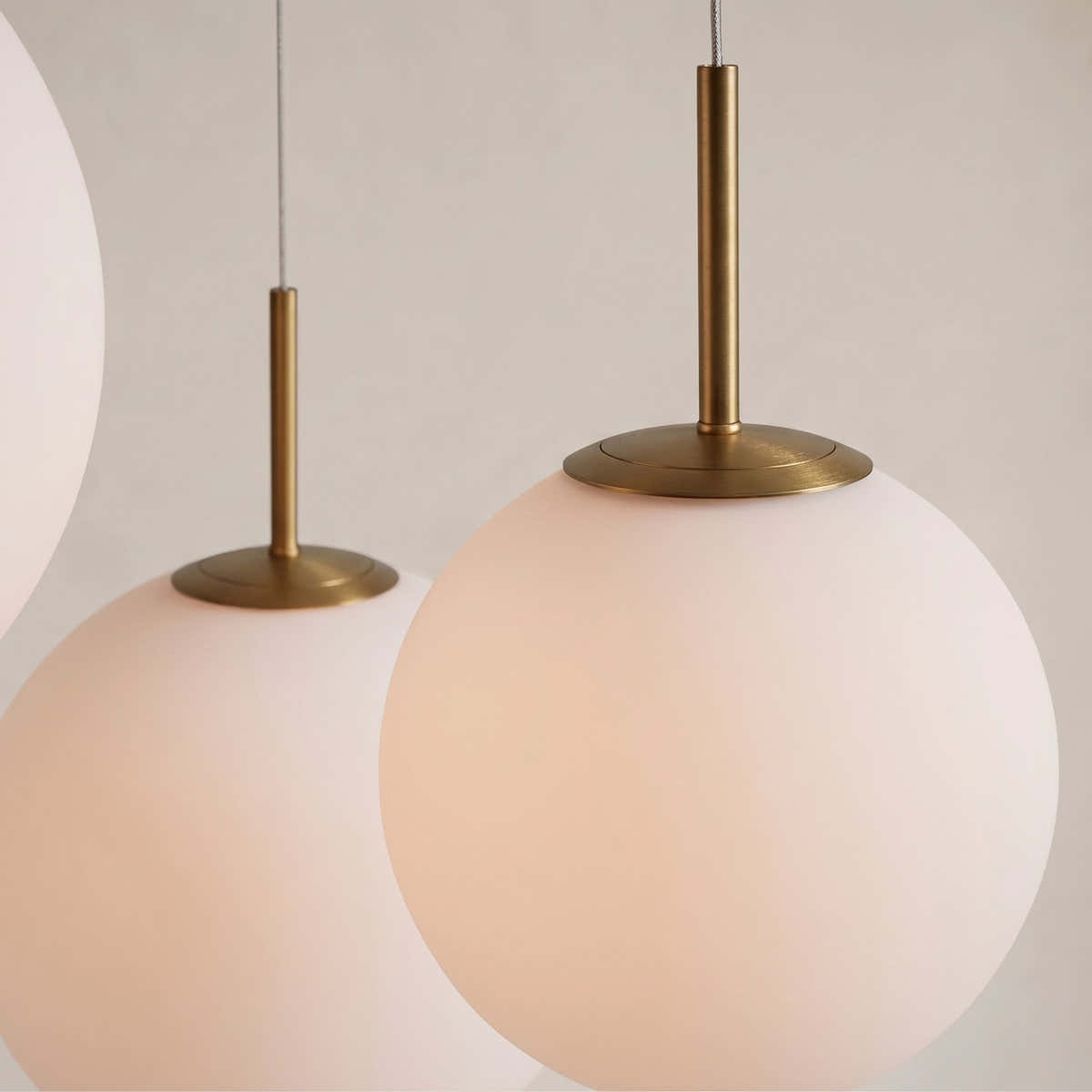 Casen Glass Round Chandelier 20"28"34"43"