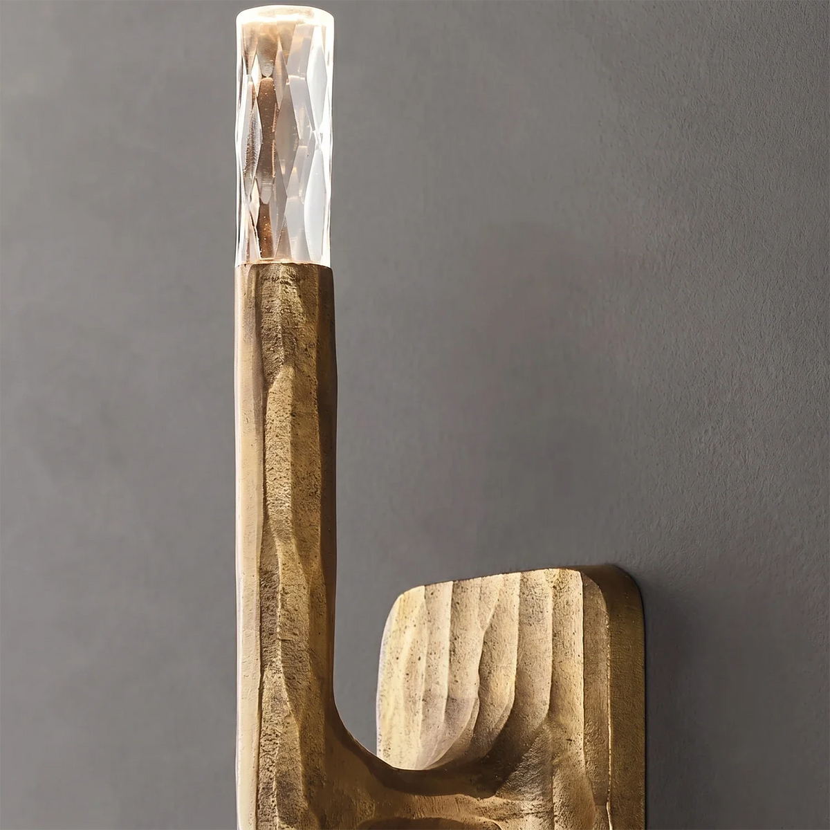 Thadean Wall Sconce